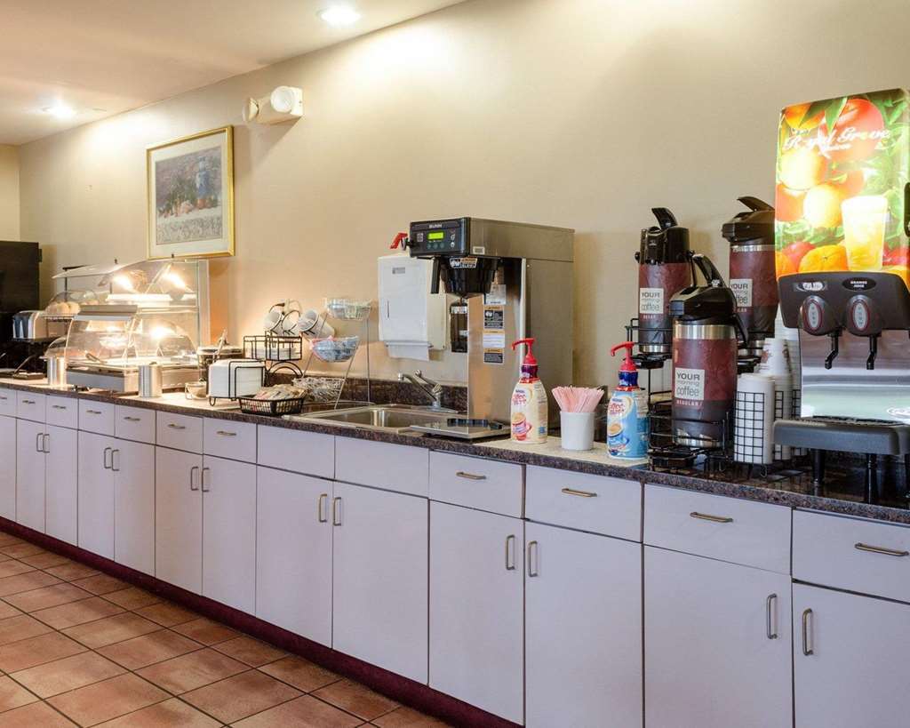 Rodeway Inn Greenville Restaurant photo